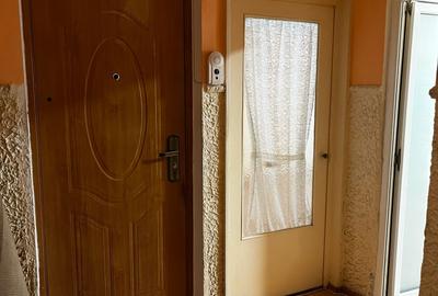 Apartament cu 2 camere decomandat în Calarași 4 - 5