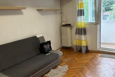 Apartament cu 2 camere semidecomandat în Floreasca
