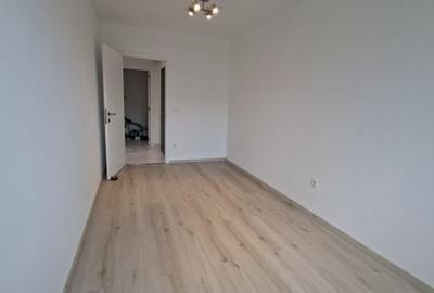 Apartament cu 3 camere decomandat în Republicii - 5
