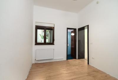 VILA INTERBELICA DE 550 MP-FOISORUL DE FOC - 10