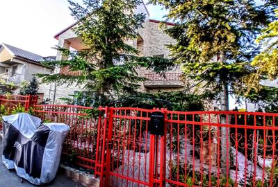 Casă cu 4 camere în Central - 6