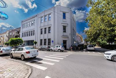 Clădire ultracentrală de vânzare Bulevardul Decebal Comision 0 - 1