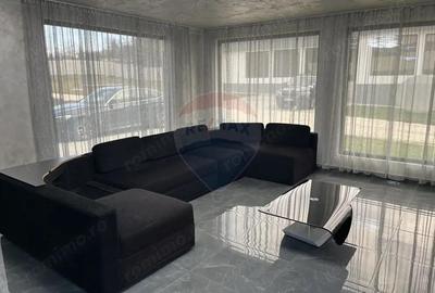 Casa noua de vanzare in Campulung