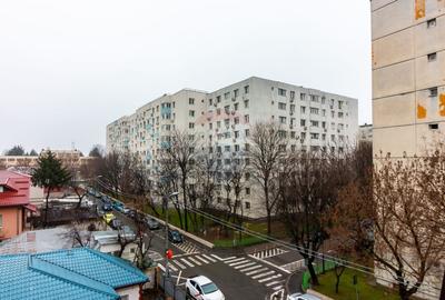 Apartament cu 3 camere semidecomandat, mobilat în Berceni - 18