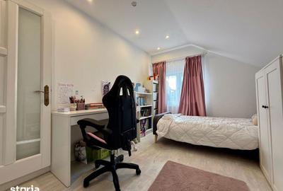 Casă cu 5 camere cu Teren 500 Mp în Central