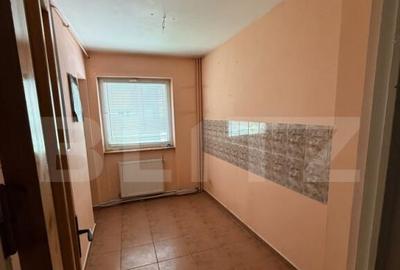 Apartament cu 3 camere, decomandat, zona George Enescu - 7