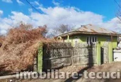 Teren intravilan 2051 mp sau 3 loturi a cate 680mp, in com. Munteni - 1