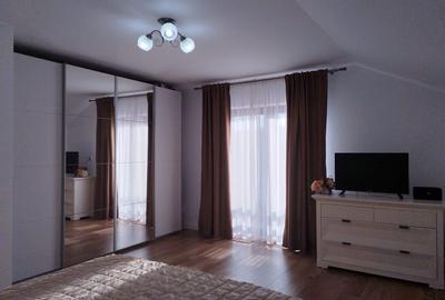 Casă individuală cu 5 camere cu Canalizare în Micești - 13