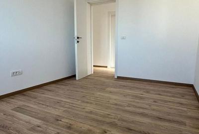 Casă cu 5 camere cu Teren 400 Mp în Ciupercenii Noi - 8