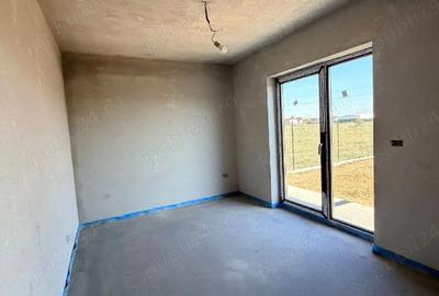 Casă cu Teren 304 Mp în Moșnița Nouă - 2