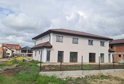 Casă cu 4 camere în Șura Mică - 7