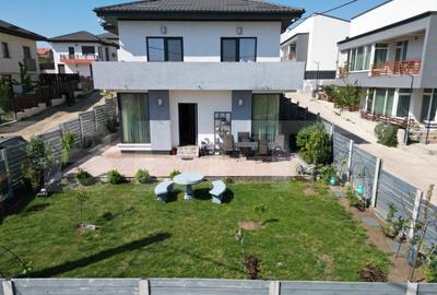 Casa de vanzare cu 4 camere, 120 mp, zona lacul Rediu - 2