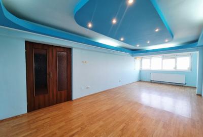 Apartament cu 2 camere decomandat în Ultimul leu - 2