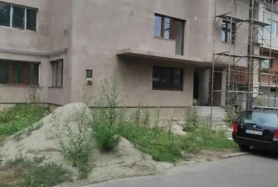 Nivelul unei vile,zona Ceta?ii