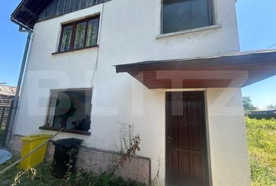 Casa cu parau in spatele curtii in Prejmer, ideala pentru investitie - 4