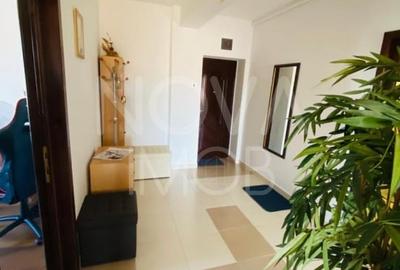 Apartament de inchiriat 3 camere, balcon, garaj, Zona Sub Arini - 16