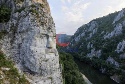 Teren de 3400 mp, în Central - 2