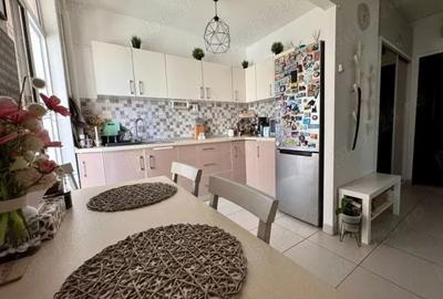 Apartament cu 2 camere semidecomandat, mobilat în 1 Mai - 6