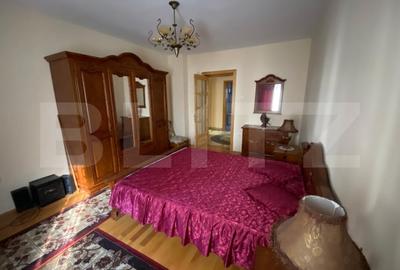 Casă individuală cu 7 camere cu Canalizare în Central - 10