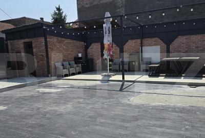Spatiu comercial, 382 mp, zona - Piata de alimente