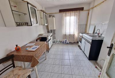 Inchiriere apartament 2 camere, situat in Targu Jiu, Str.V - 5