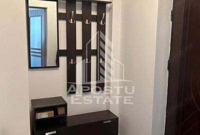 Garsonieră semidecomandată, mobilată în Aurel Vlaicu