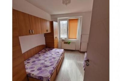 Apartament cu 3 camere decomandat în Brâncoveanu - 2
