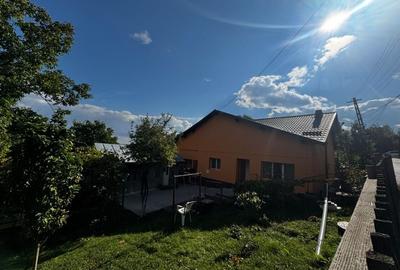 Casă cu 4 camere în Central - 8