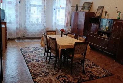 APARTAMENT 3 camere, Etaj 1, Str. Lunga, Brasov - 1
