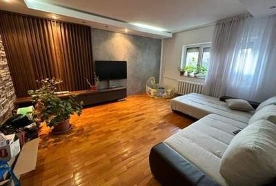 Apartament cu 3 camere decomandat, mobilat în Vitan - 2