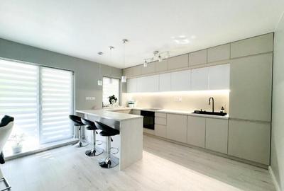 Casă cu 4 camere cu Canalizare în Centura - 15