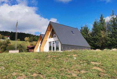 Casă cu Teren 420 Mp în Central - 2