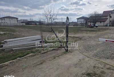 Teren de 600 mp, în Central - 8