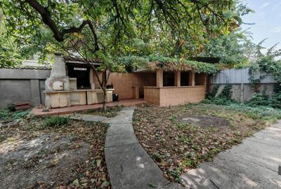 Casă cu 14 camere cu Canalizare în Arcul de Triumf - 6