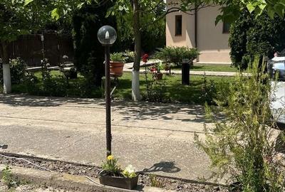 Casă cu 4 camere în Gherghița - 1