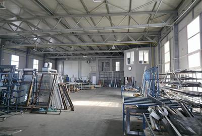 Spațiu industrial, de 1,950 mp, în Central - 6