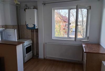 Garsonieră semidecomandată în Tractorul - 6