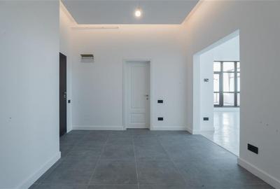 Penthouse cu 3 camere decomandat în Copou - 2
