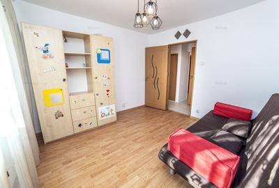 Apartament cu 3 camere decomandat, mobilat în Berceni - 9
