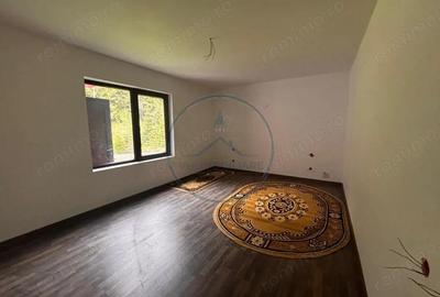 Casa Individuala, de vanzare, 360 mp, zona Piatra Fantanele - 3