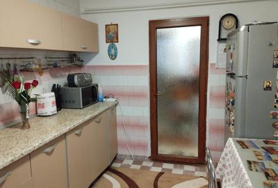 Vanzare 3 camere-Imobiliare MAXICONFORT - 7