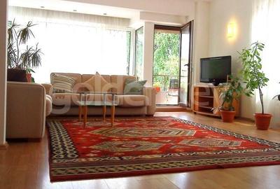 Apartament cu 3 camere decomandat, mobilat în Primăverii - 1