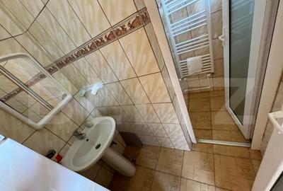 Spa?iu de inchiriat, 55 mp utili, zona Micro 4 - 9