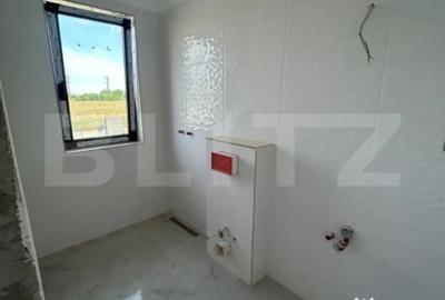 Casă cu 4 camere cu Teren 532 Mp în Remetea Mare - 1