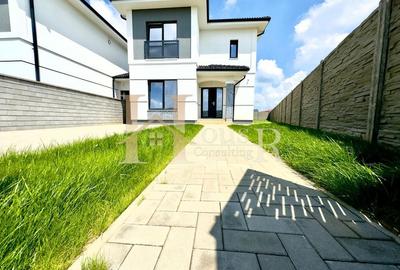 Calitatea Conteaza!Teren Generos!5 camere!Case Decalate! - 5