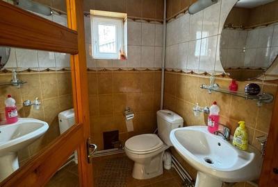 Casă cu 5 camere cu Teren 1000 Mp în Alexandru cel Bun - 9