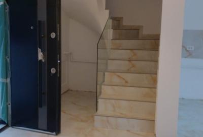 Casă cu 4 camere cu Canalizare în Drumul Taberei - 13