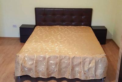 Apartament cu 2 camere decomandat în - 7