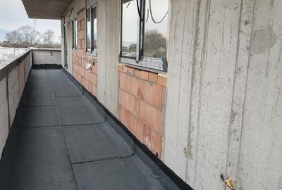 Apartament cu 2 camere decomandat în 13 Decembrie - 10