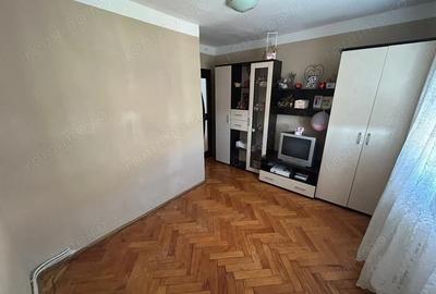 Apartament cu 3 camere decomandat în Cetate - 10